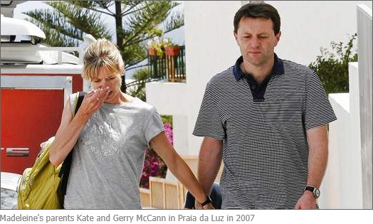 Madeleine's parents Kate and Gerry McCann in Praia da Luz in 2007